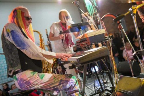 Bildegalleri: "Garbage Galla" og Dromedar på Museet for Samtidskunst