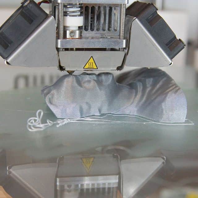 Nytt for studentene i 2015: 3D-printer + 3D-scanner! #kunst #prosjektskolen #kunstskole #3dprint #ultimaker