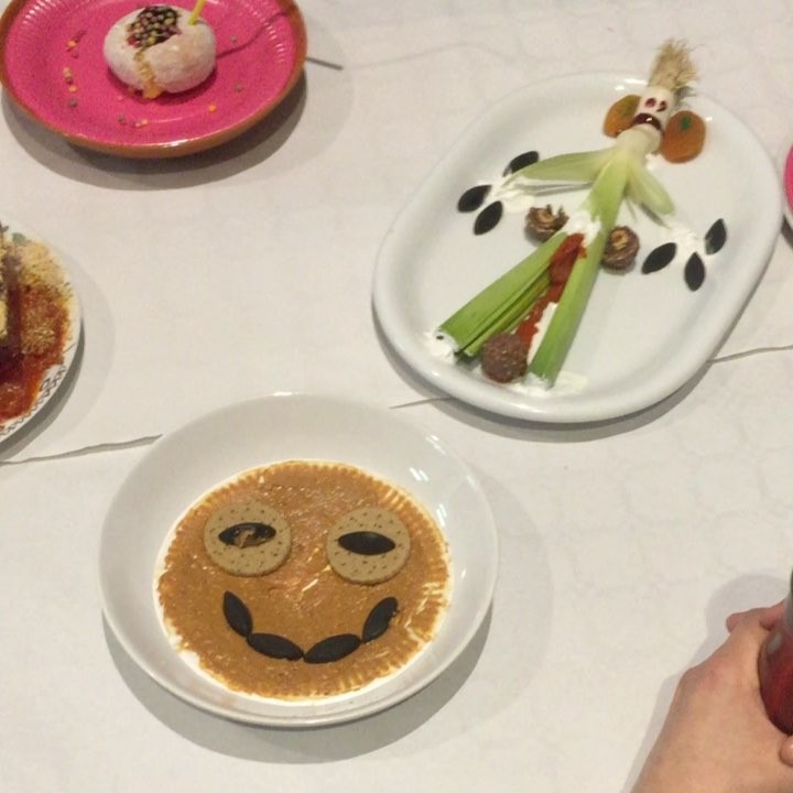 Så DIGG! Surrealistisk lunsj på #prosjektskolen 🥐🐩🍣