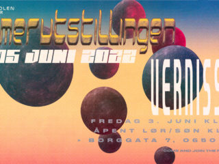 SOMMERUTSTILLINGEN 2YK22