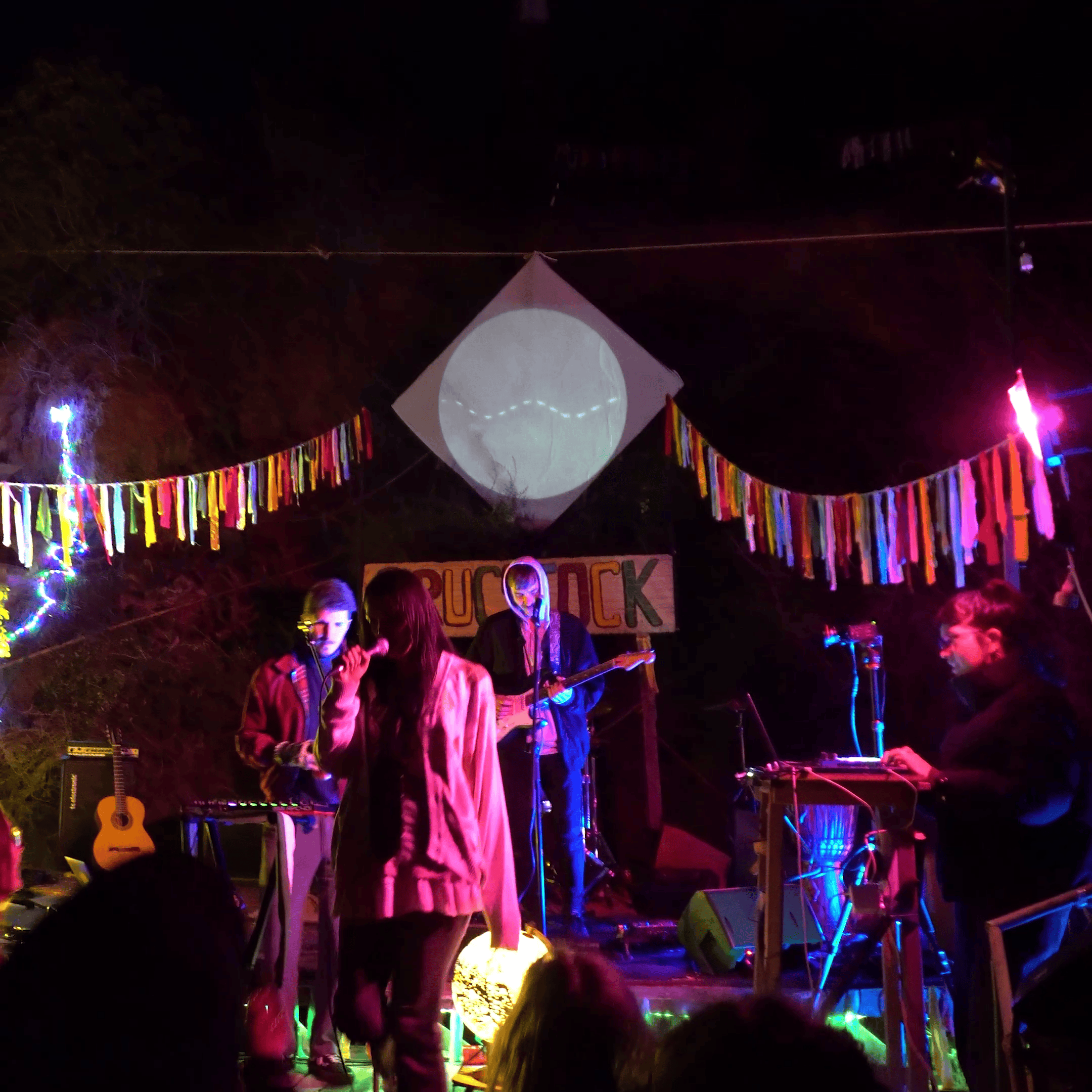 Høydepunkter fra Brucstock kunst- og musikkfestival 2024 Høydepunkter fra Brucstock kunst- og musikkfestival 2024