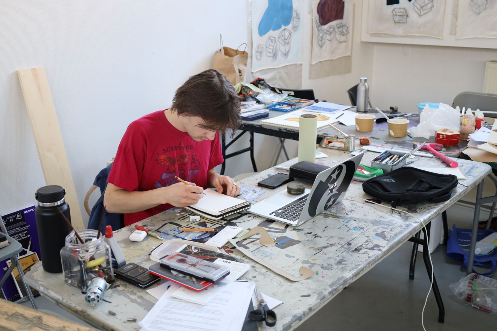 Prosjektskolen kunstskole - Eksperimentelle kunststudier i Oslo sentrum Prosjektskolen kunstskole - Eksperimentelle kunststudier i Oslo sentrum